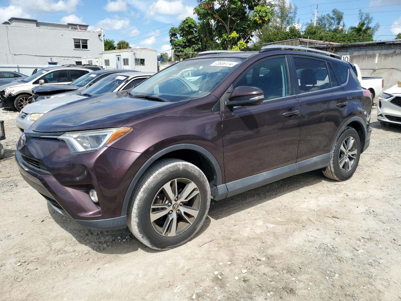 VIN 2T3WFREV2GW258950 2016 TOYOTA RAV4 no.1