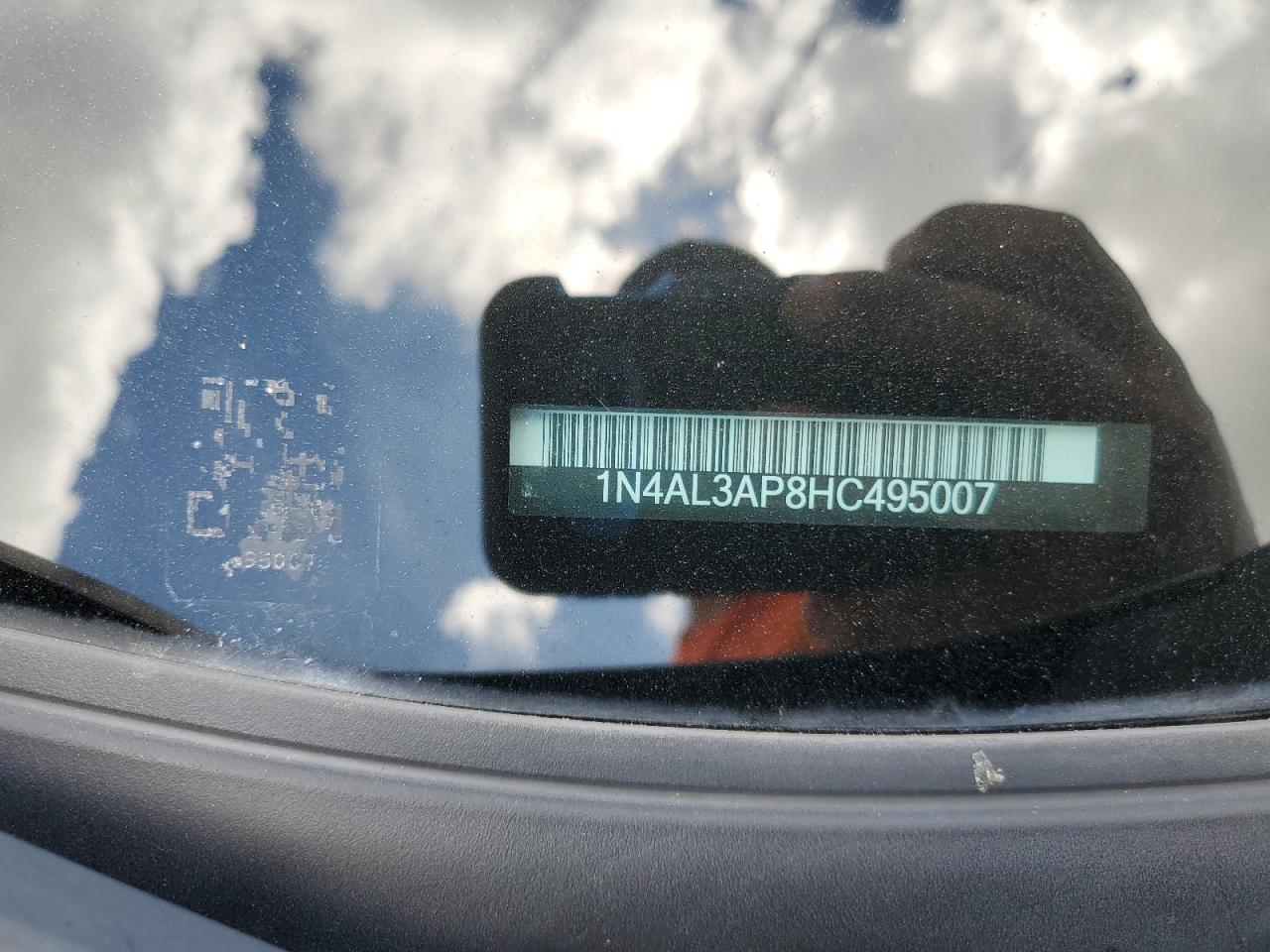 2017 Nissan Altima - Image 12