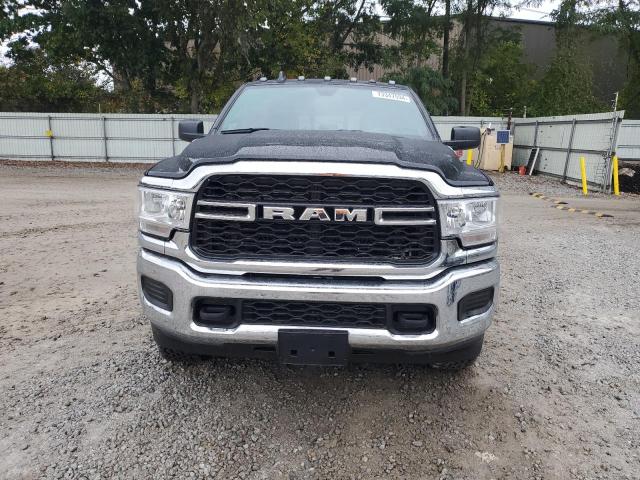 3C6UR5CL4NG209424 RAM 2500 TRADE 5