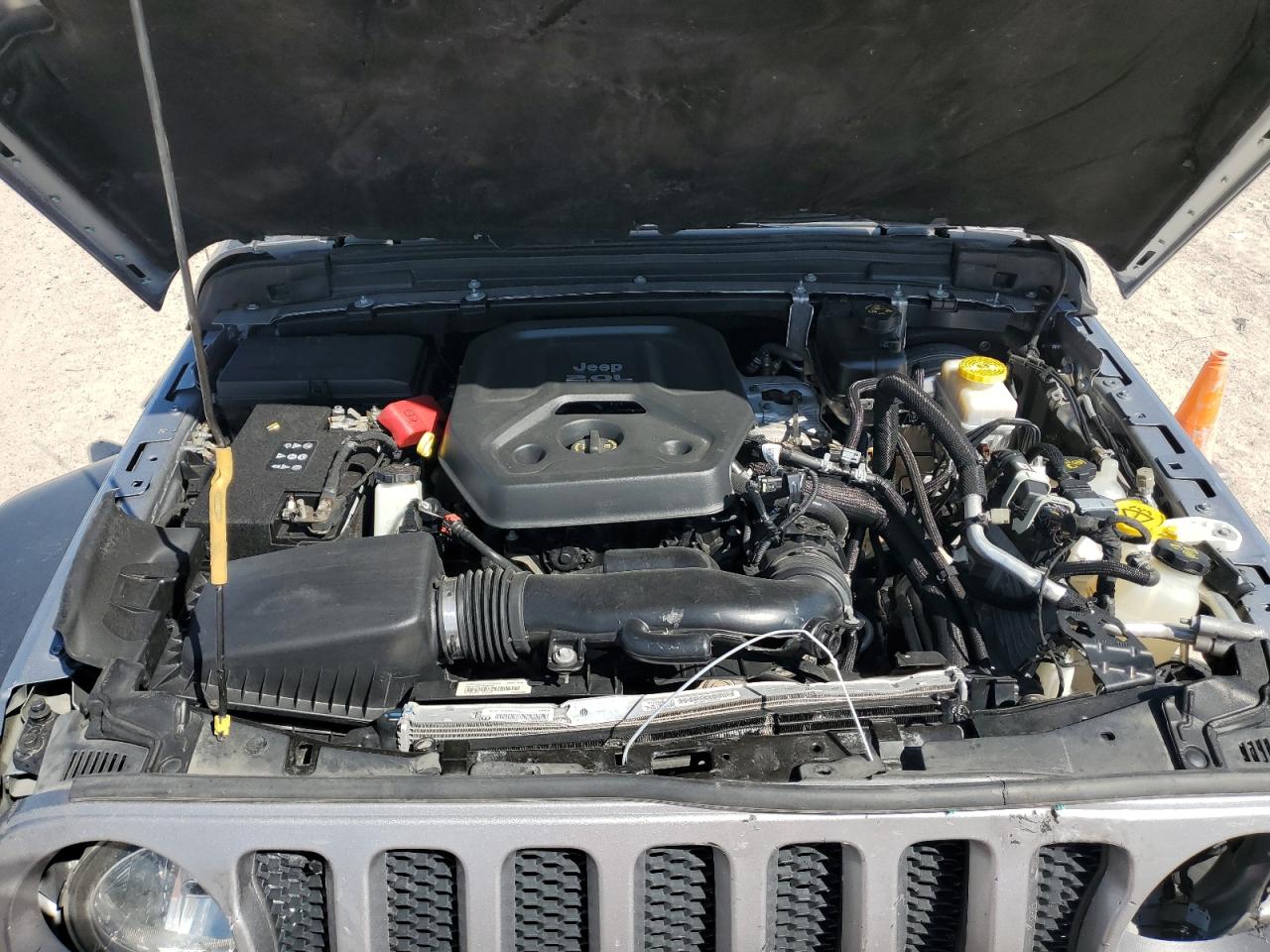 1C4HJXDN1KW566960 2019 Jeep Wrangler Unlimited Sport