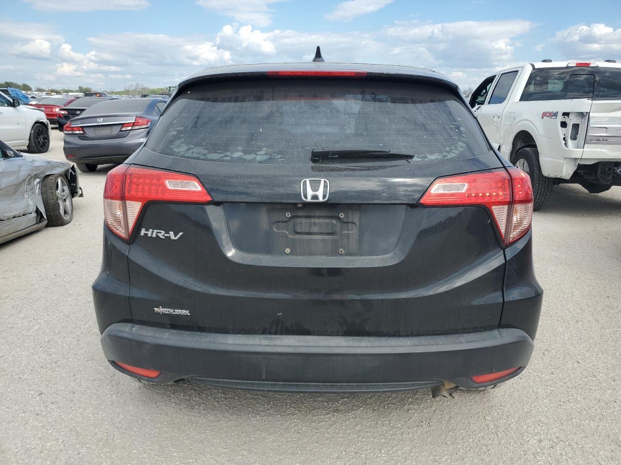 3CZRU5G36HM704697 2017 Honda Hr-V Lx