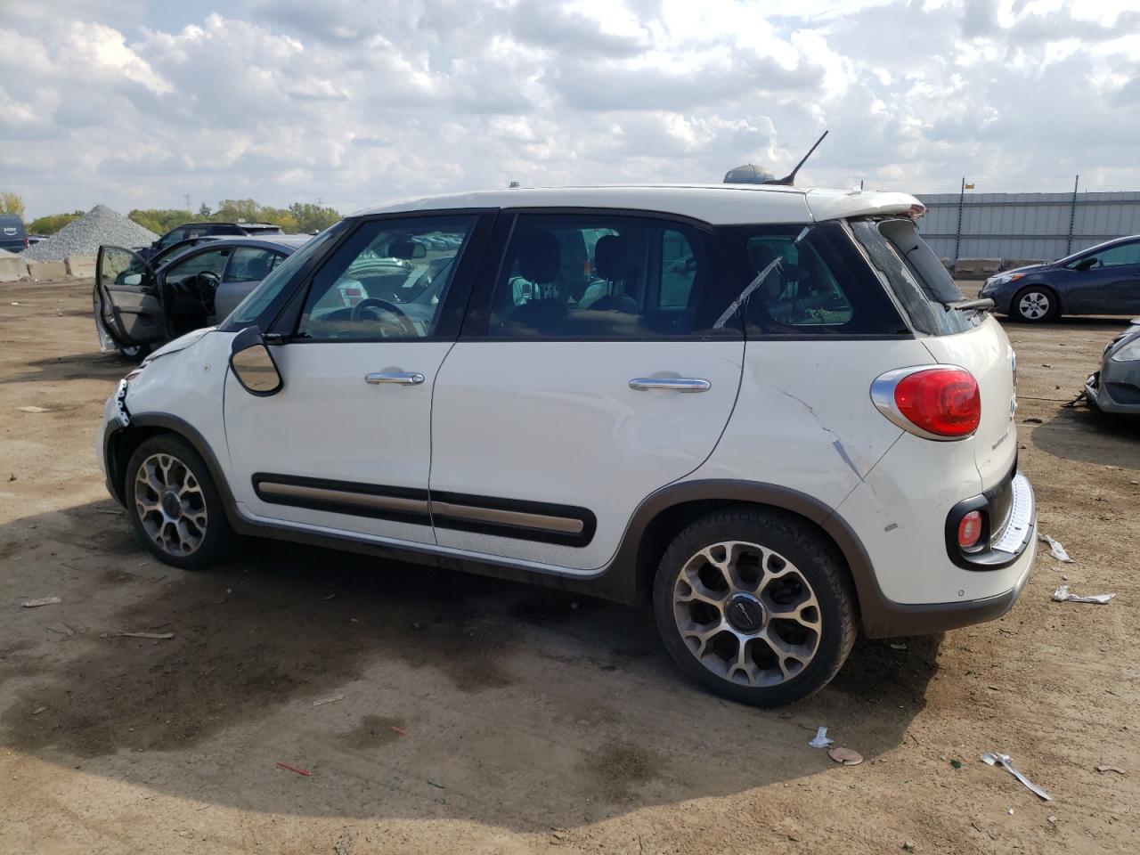 2014 Fiat 500 - Image 2