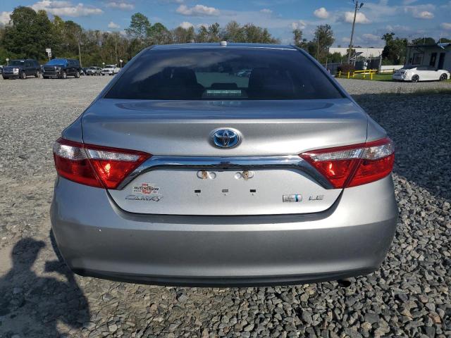  TOYOTA CAMRY 2015 Srebrny