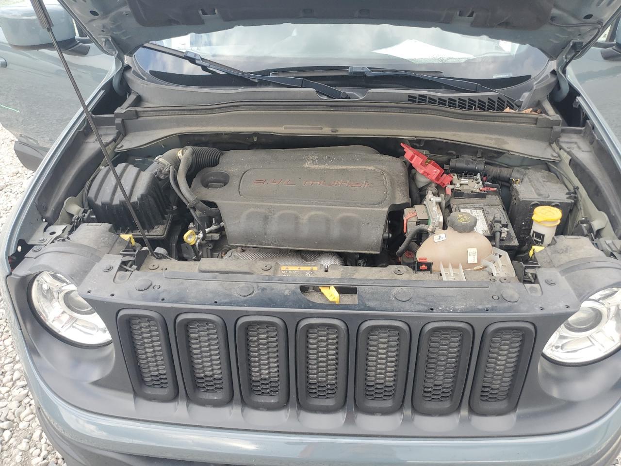 ZACCJABB6JPJ58737 2018 Jeep Renegade Latitude