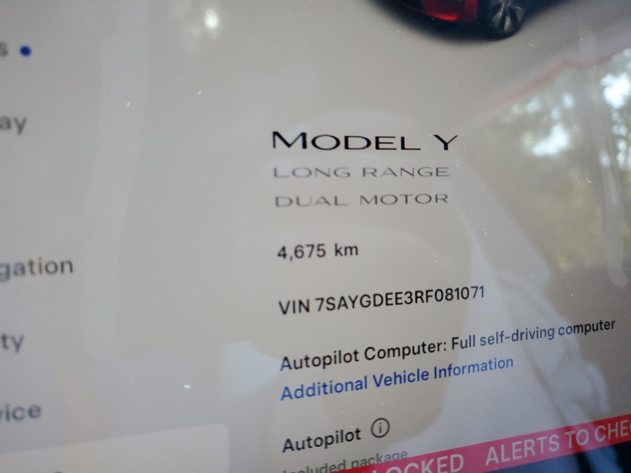 7SAYGDEE3RF081071 2024 Tesla Model Y