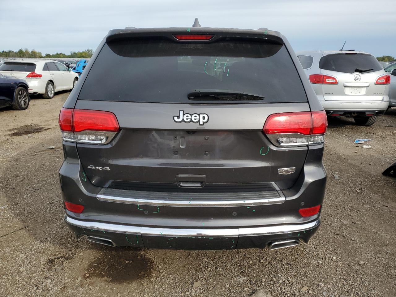 1C4RJFJG5LC181070 2020 Jeep Grand Cherokee Summit