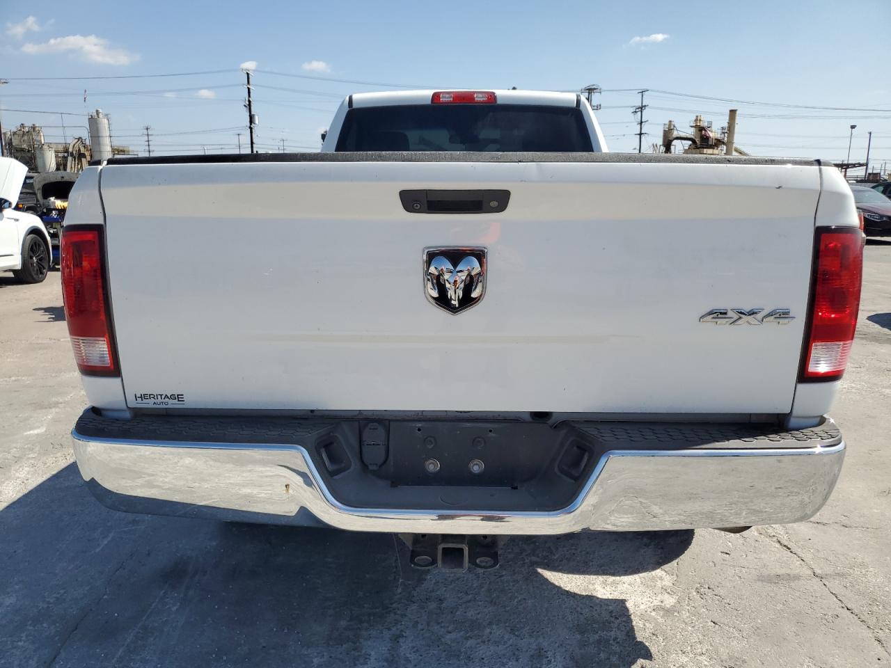 2018 Ram 1500 St VIN: 3C6JR7DG7JG176140 Lot: 71122624