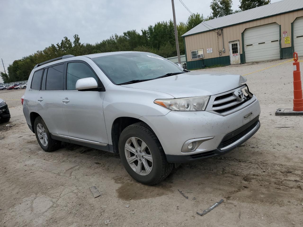 5TDBK3EHXCS158494 2012 Toyota Highlander Base