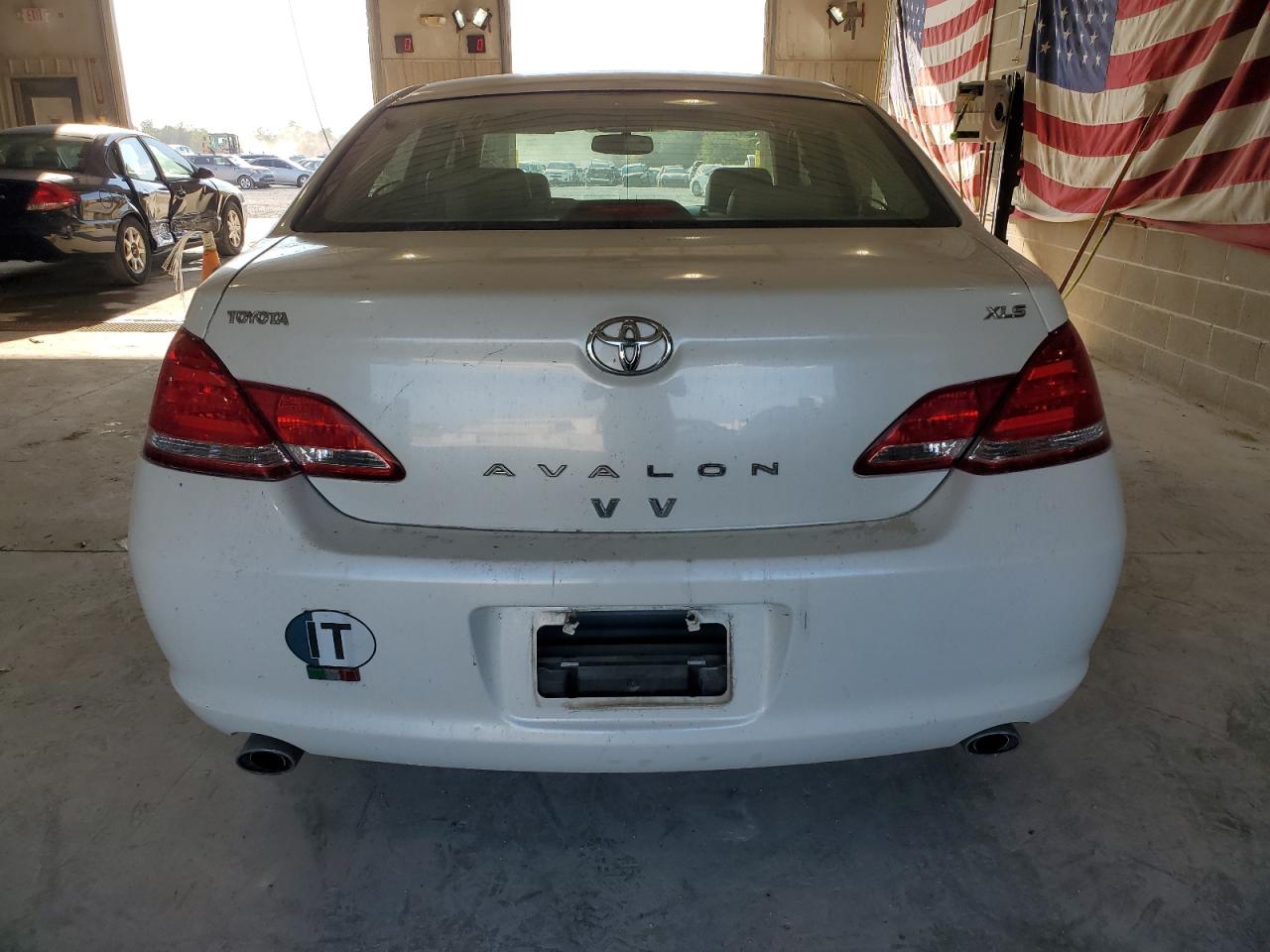 2005 Toyota Avalon Xl VIN: 4T1BK36B55U038610 Lot: 72432934