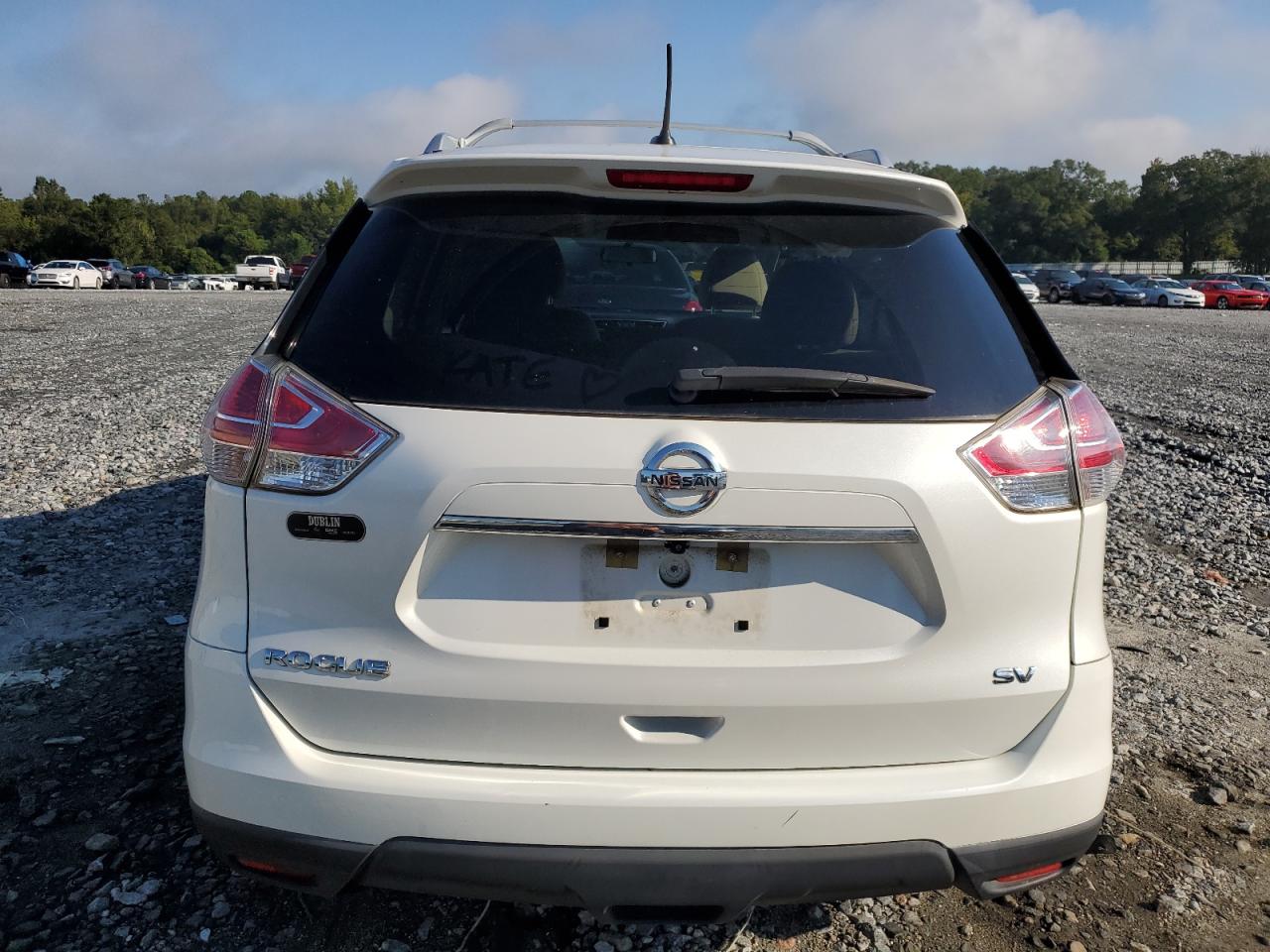 2015 Nissan Rogue S VIN: KNMAT2MT1FP573775 Lot: 72989224