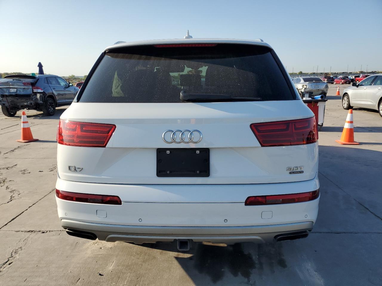 2017 Audi Q7 Premium Plus VIN: WA1LAAF78HD012710 Lot: 71395754