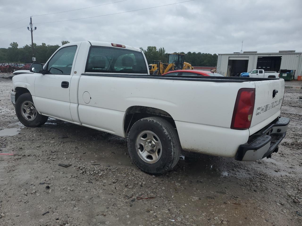 2003 Chevrolet Silverado - Image 2