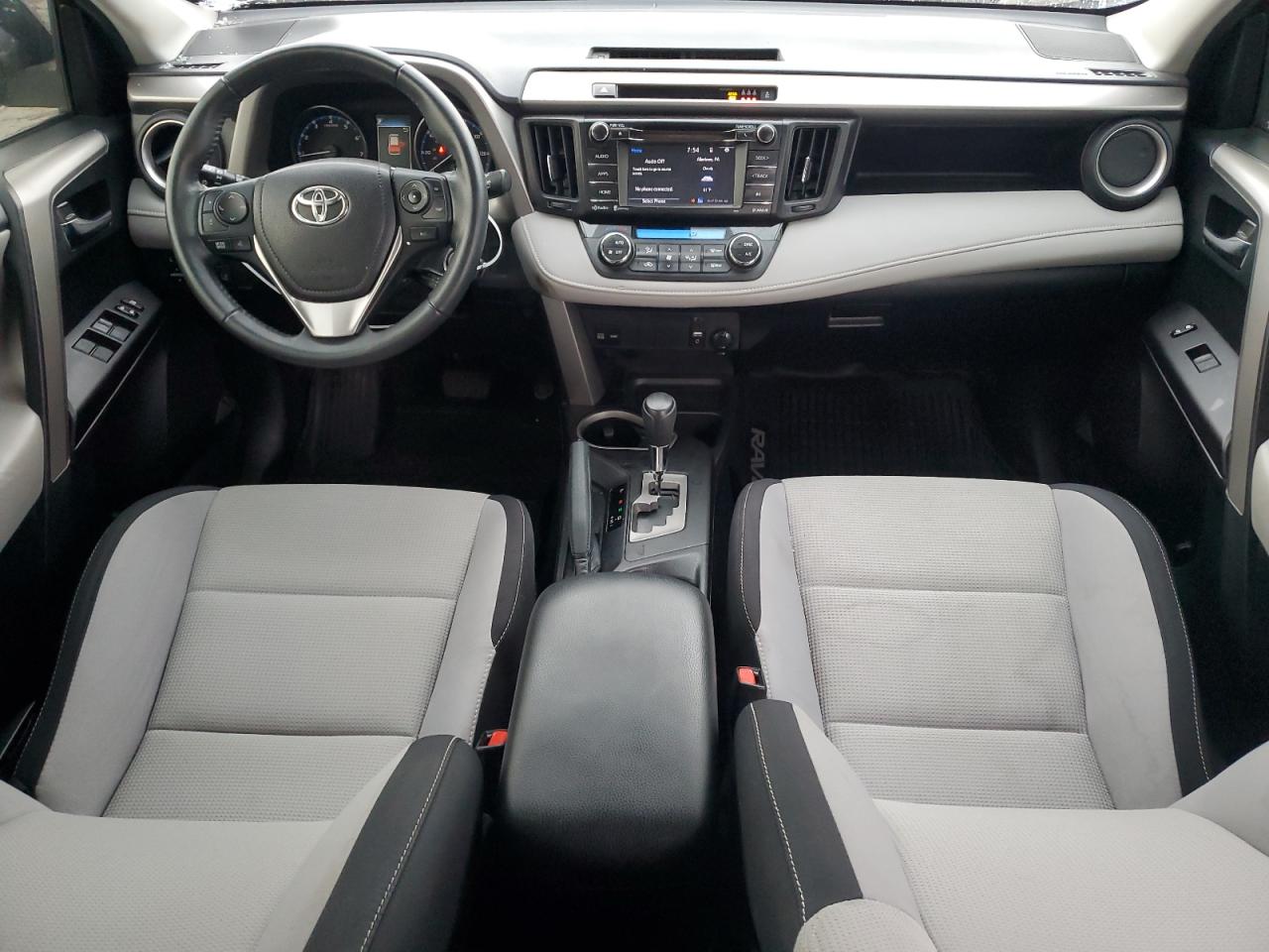 2T3RFREV4HW637723 2017 Toyota Rav4 Xle