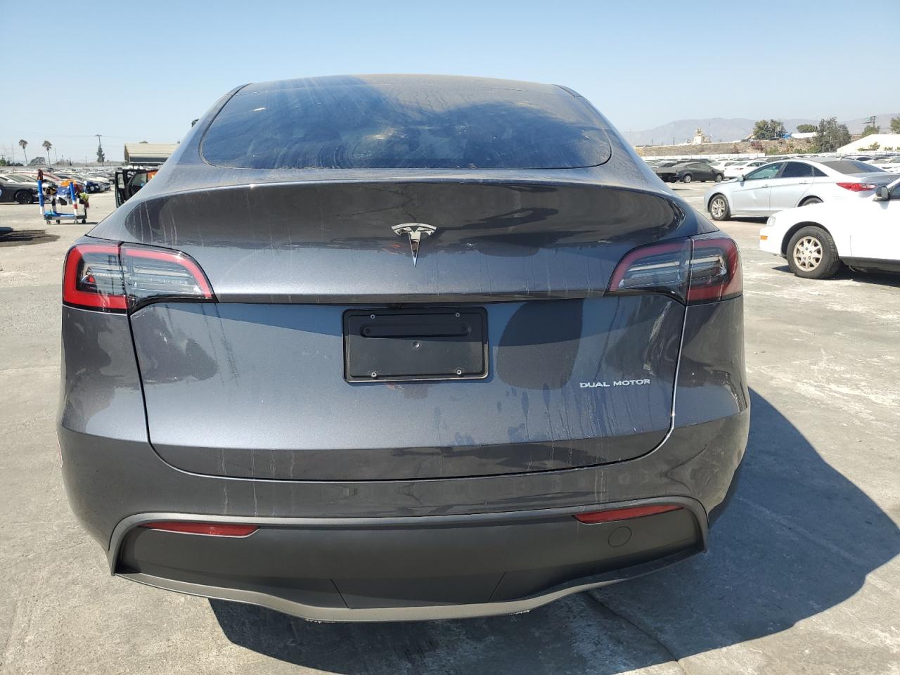 7SAYGDEE1PF938372 2023 Tesla Model Y