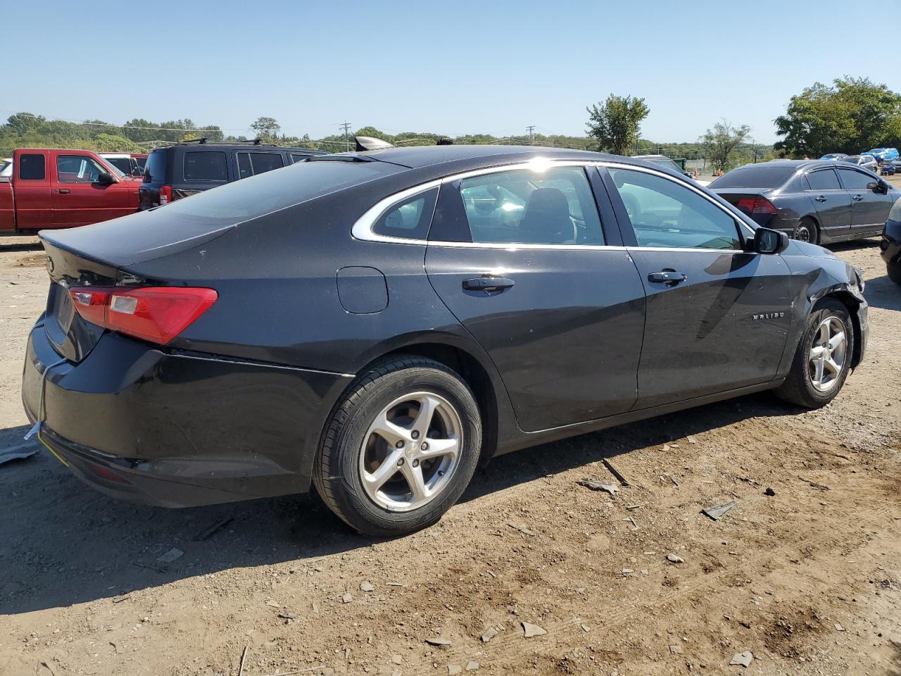 VIN 1G1ZB5ST7JF226677 2018 CHEVROLET MALIBU no.3