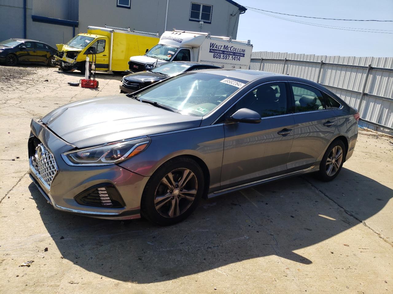 5NPE34AF0JH706672 2018 HYUNDAI SONATA - Image 1