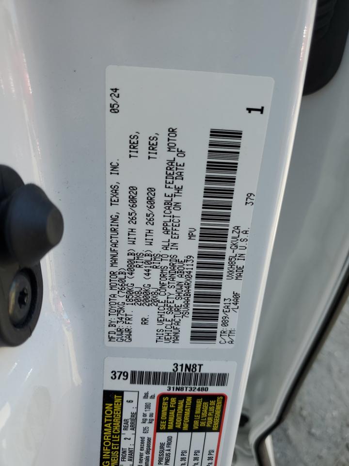 7SVAAABA4RX041139 2024 Toyota Sequoia Sr5