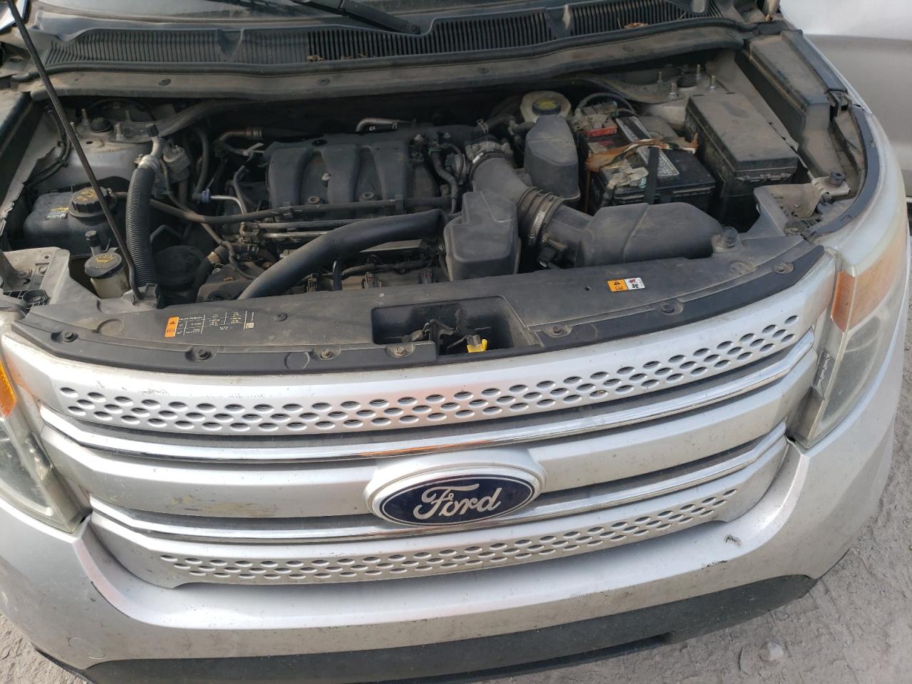 2013 Ford Explorer - Image 12