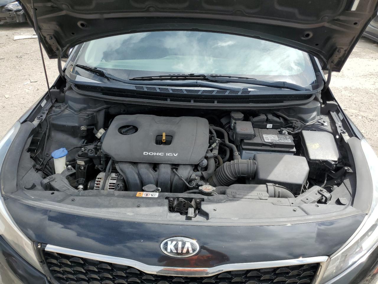 2017 Kia Forte - Image 11