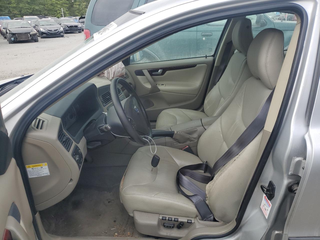 2004 Volvo S60 2.5T VIN: YV1RS59V042388817 Lot: 70851984