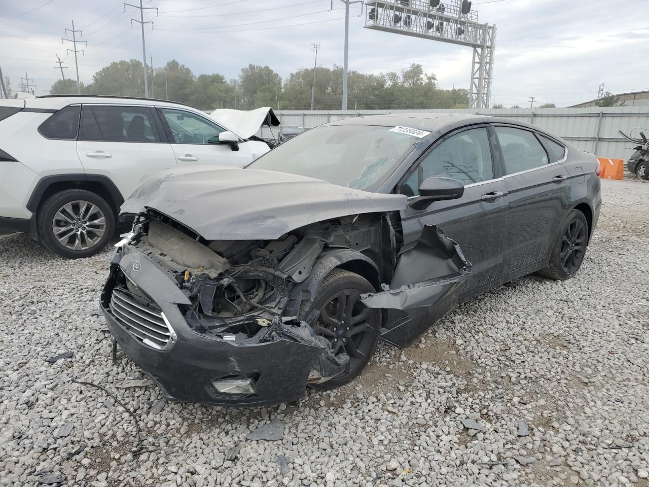 3FA6P0HD5KR249562 2019 FORD FUSION - Image 1