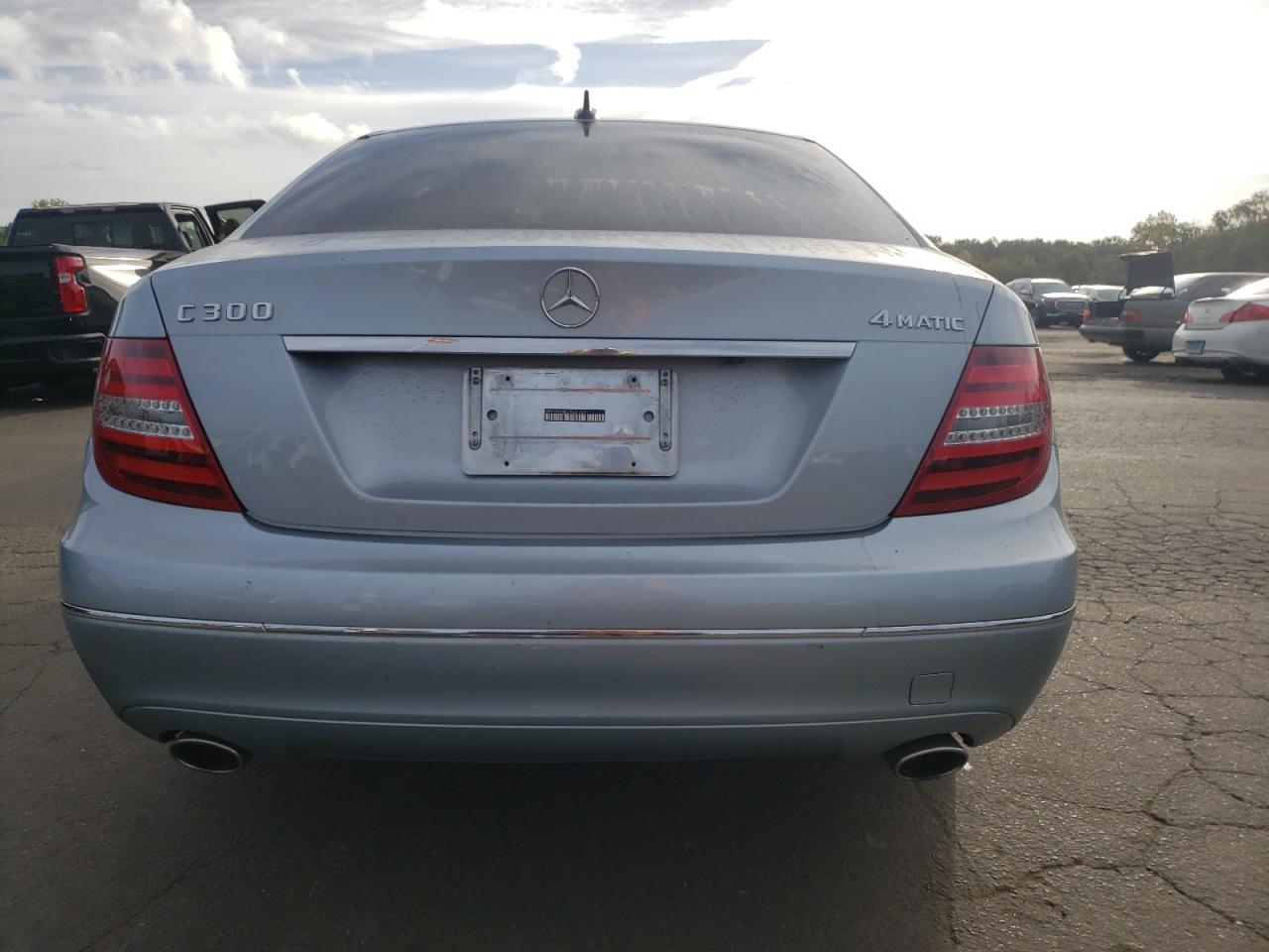 2013 Mercedes-Benz C 300 4Matic VIN: WDDGF8AB9DR261355 Lot: 72597984