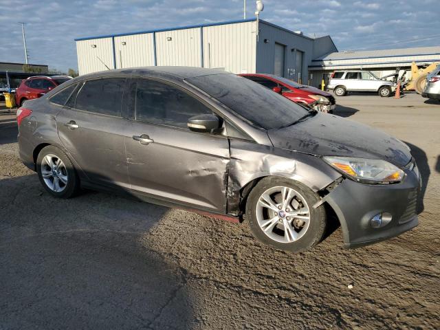 Sedans FORD FOCUS 2013 Silver