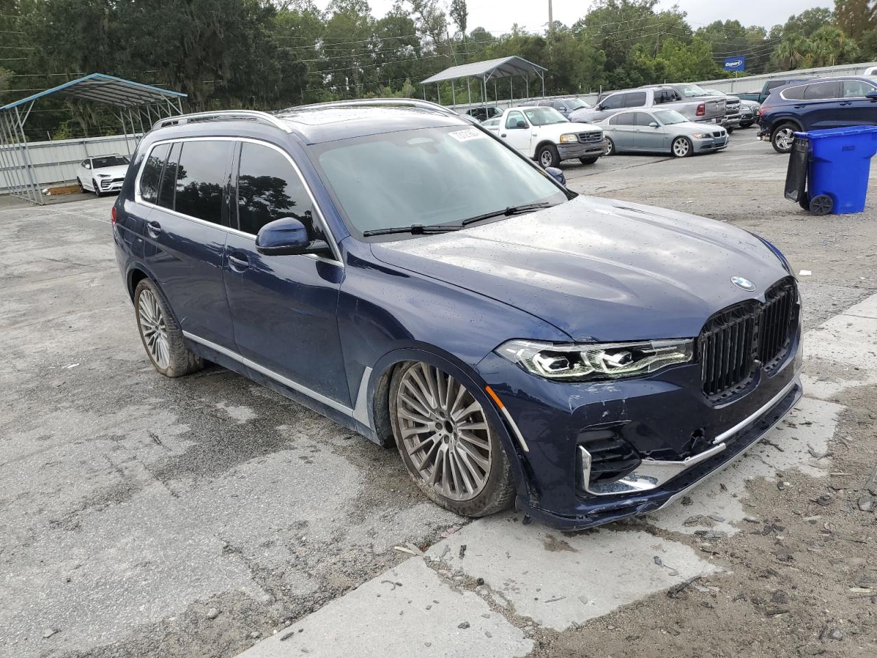 2021 BMW X7 - Image 4