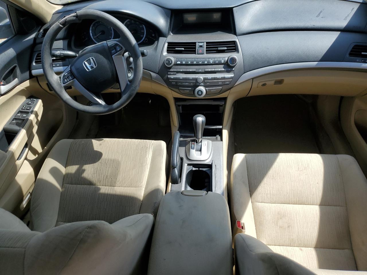 1HGCP2F48BA027573 2011 Honda Accord Lxp