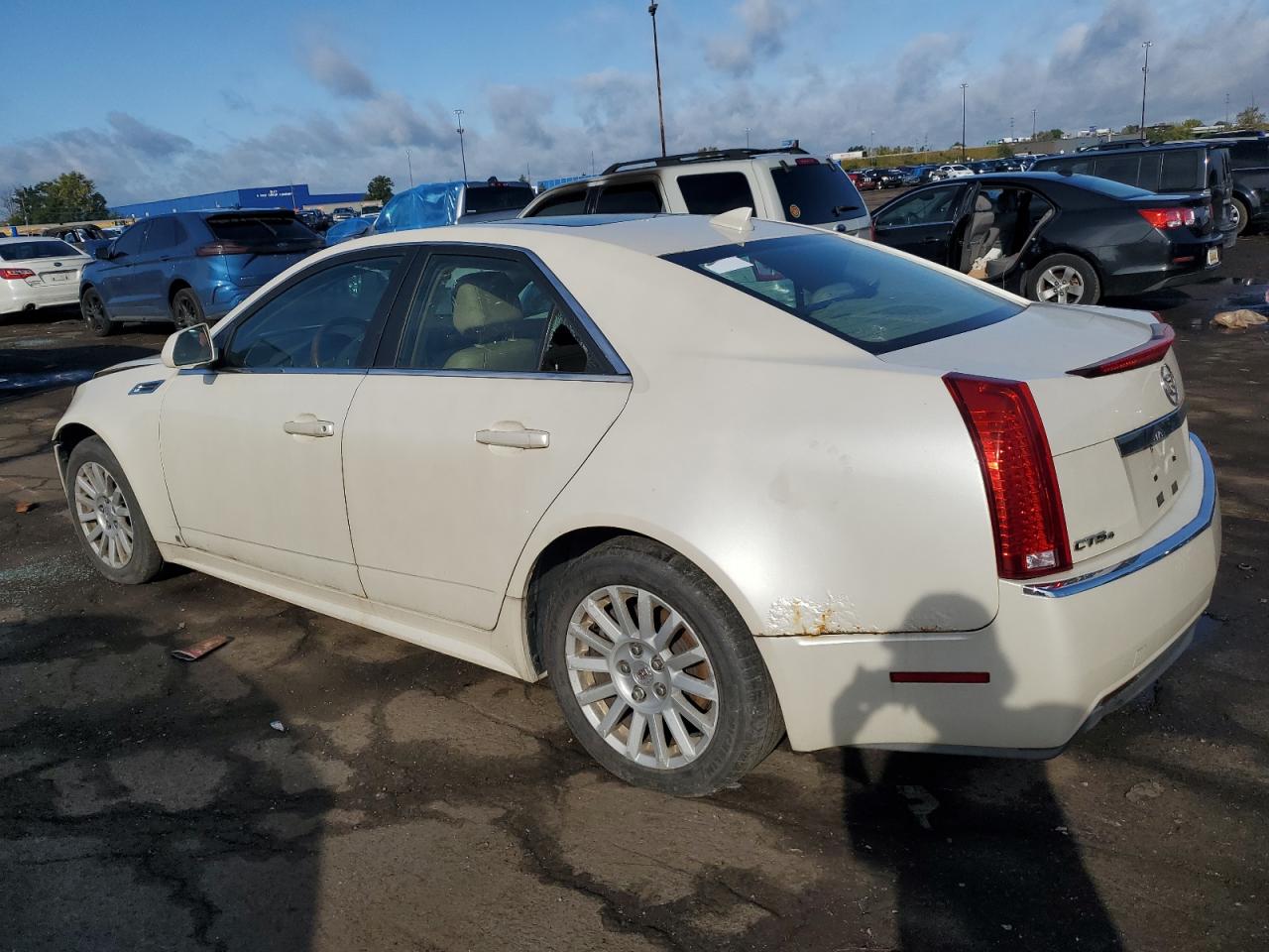 2010 Cadillac CTS - Image 2