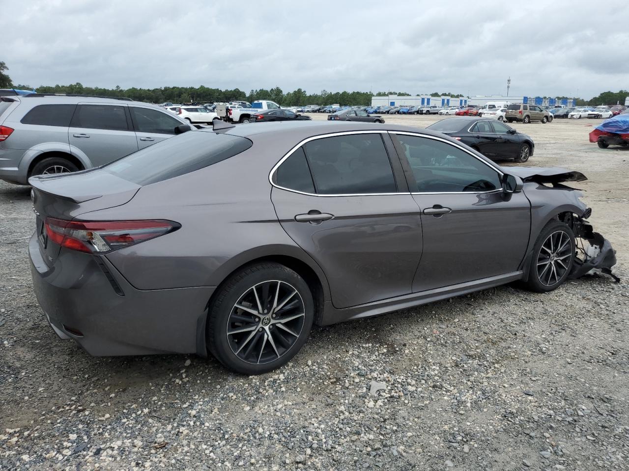 4T1G11AK6MU581497 2021 Toyota Camry Se