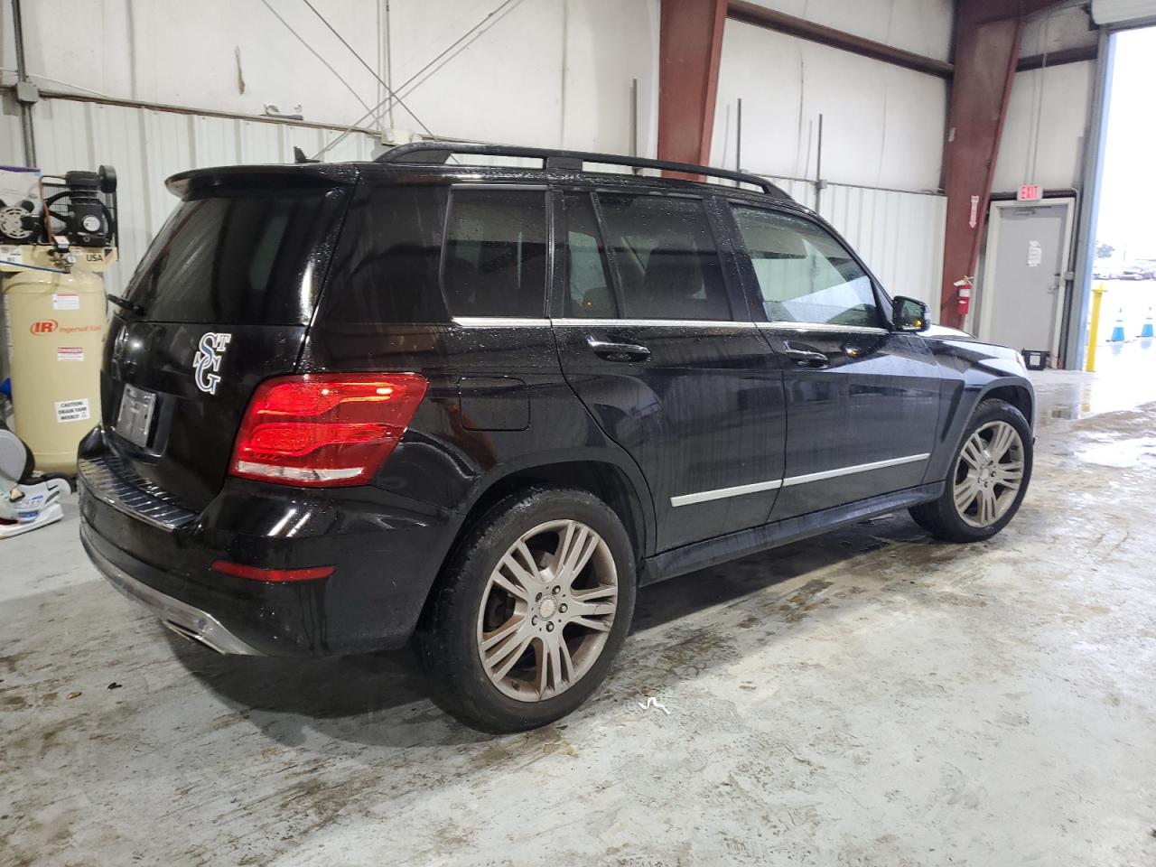 VIN WDCGG5HBXFG400574 2015 MERCEDES-BENZ GLK-CLASS no.3