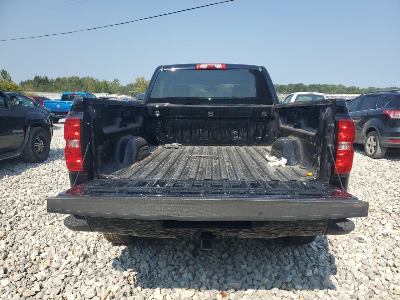 2018 Chevrolet Silverado K1500 Lt VIN: 1GCVKREC2JZ276457 Lot: 70835334