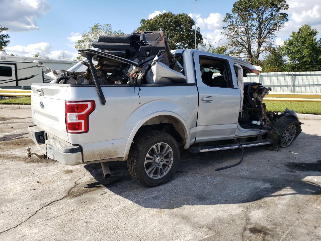 2018 Ford F-150 - Image 3