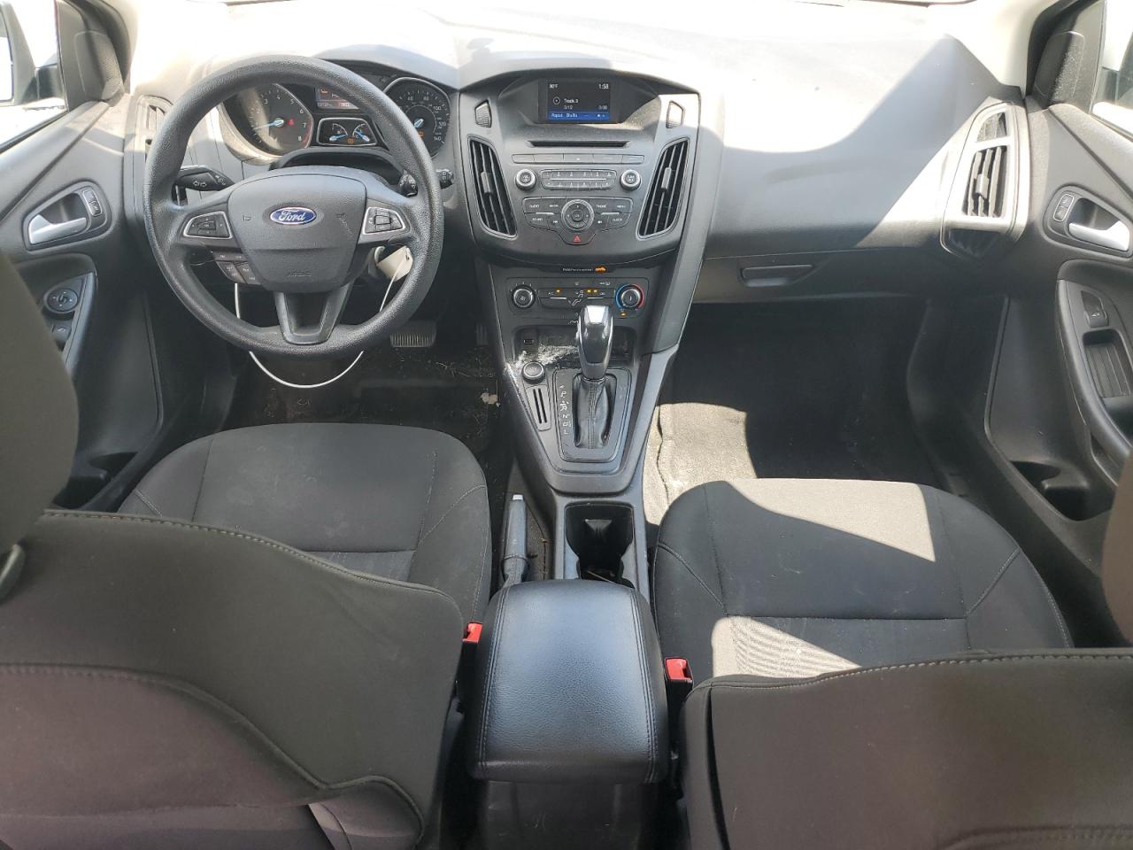 1FADP3K2XFL364288 2015 Ford Focus Se