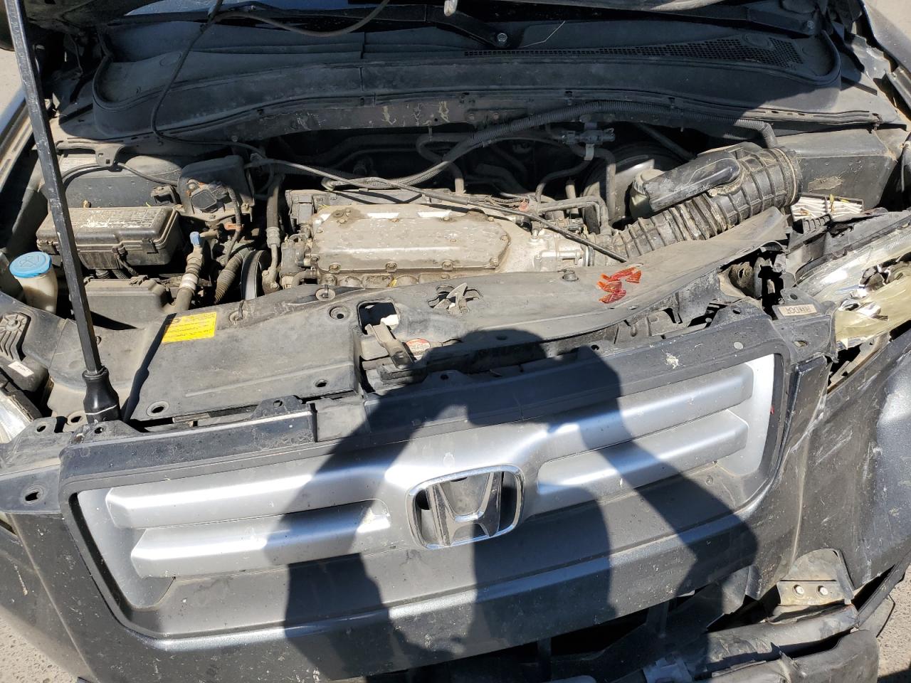 2006 Honda Pilot Lx VIN: 5FNYF28176B016474 Lot: 73165154