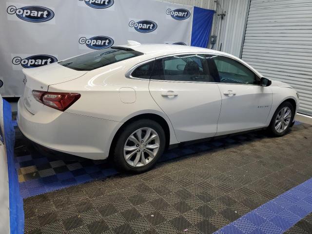 1G1ZD5STXMF022678 Chevrolet Malibu LT 3