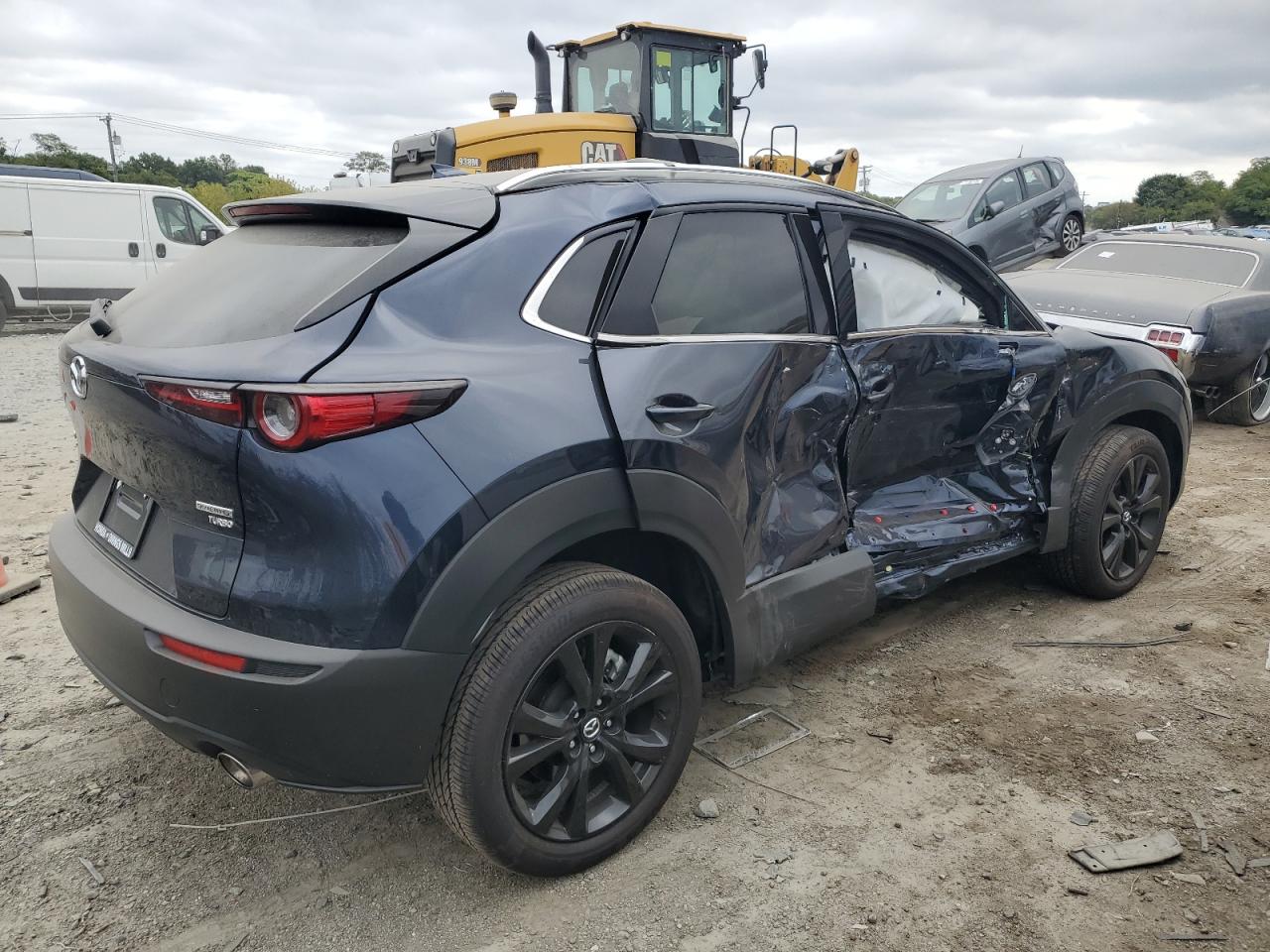 2023 Mazda CX-30 - Image 3