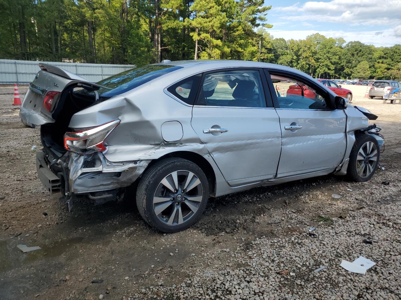 2018 Nissan Sentra - Image 3