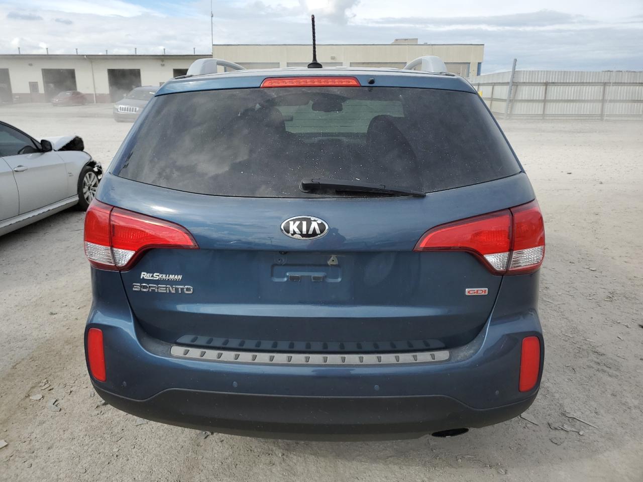 2015 Kia Sorento Lx VIN: 5XYKT3A6XFG610821 Lot: 72973514