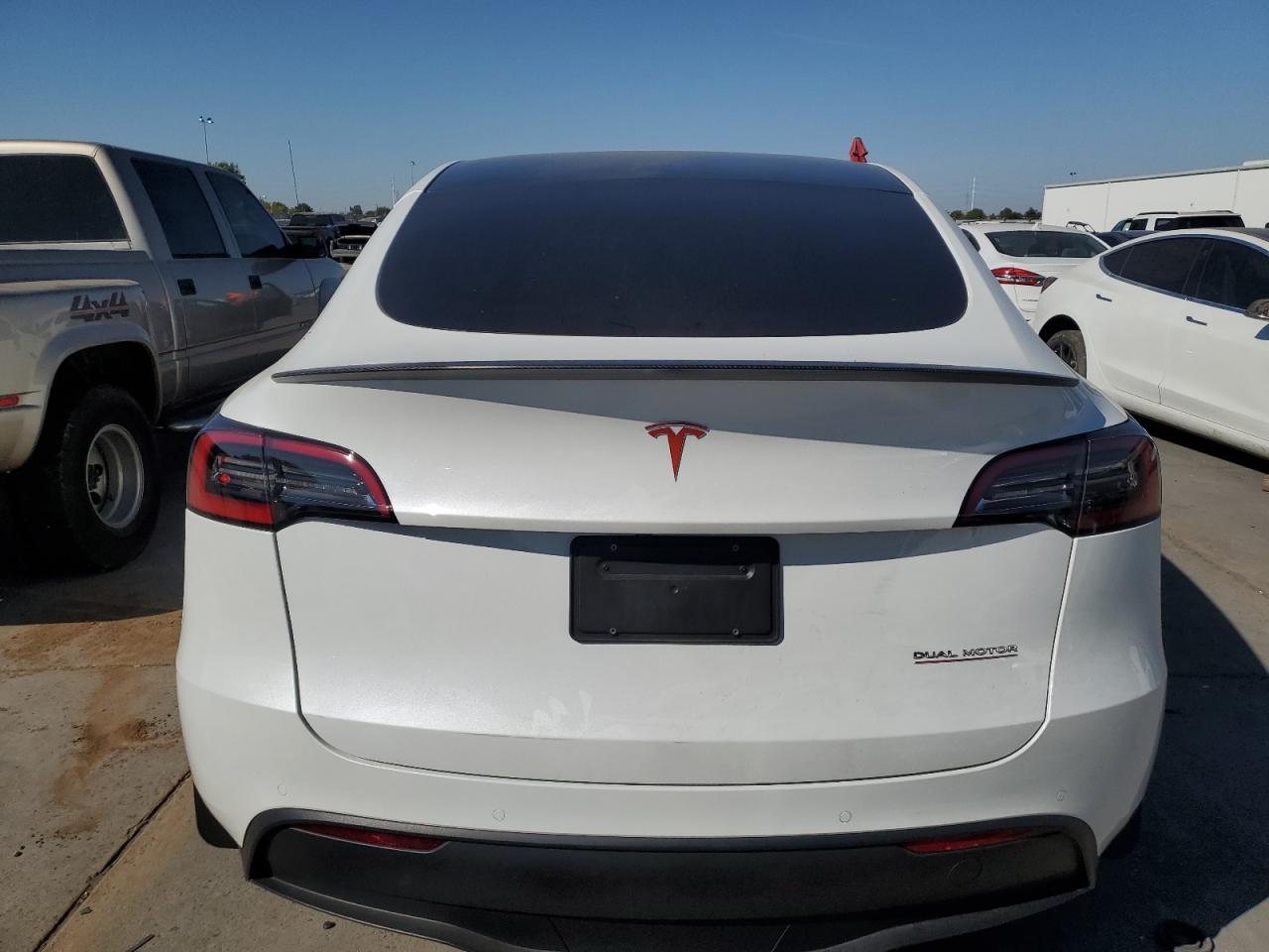 5YJYGDEF5MF277737 2021 Tesla Model Y