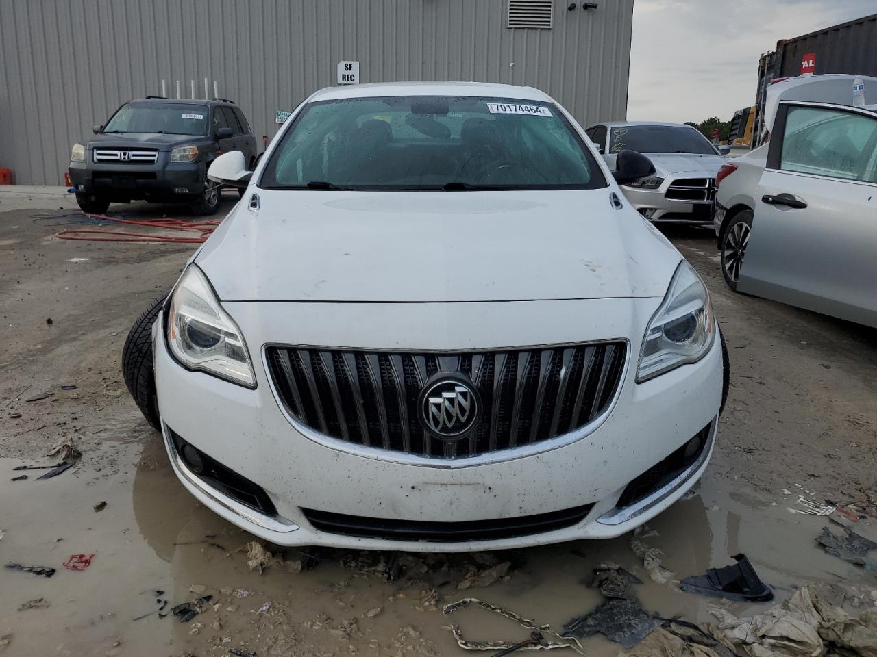 2016 Buick Regal - Image 5
