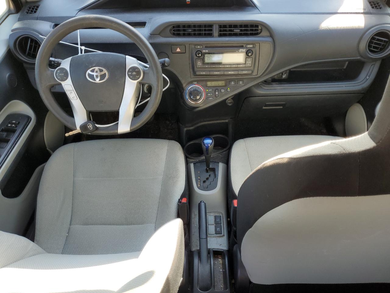 JTDKDTB36C1018068 2012 Toyota Prius C