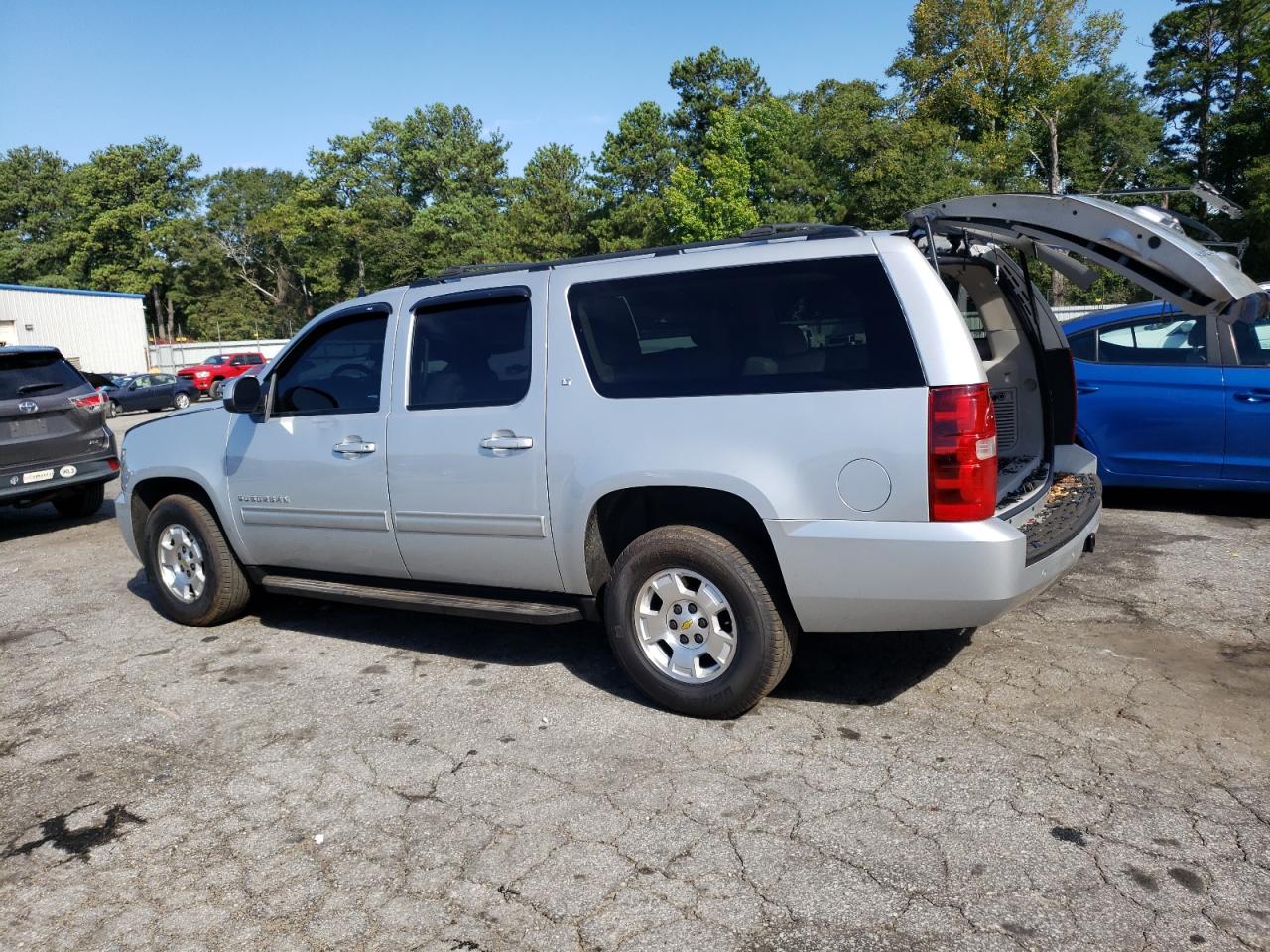 2013 Chevrolet Suburban C1500 Lt VIN: 1GNSCJE09DR253857 Lot: 70225474