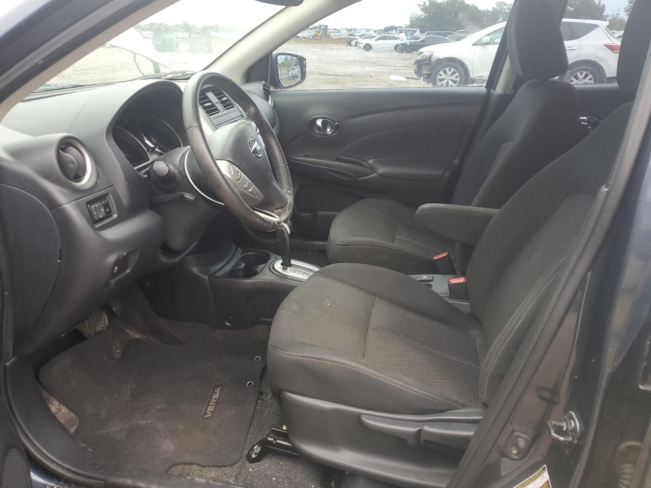 3N1CN7AP1GL885988 2016 Nissan Versa S