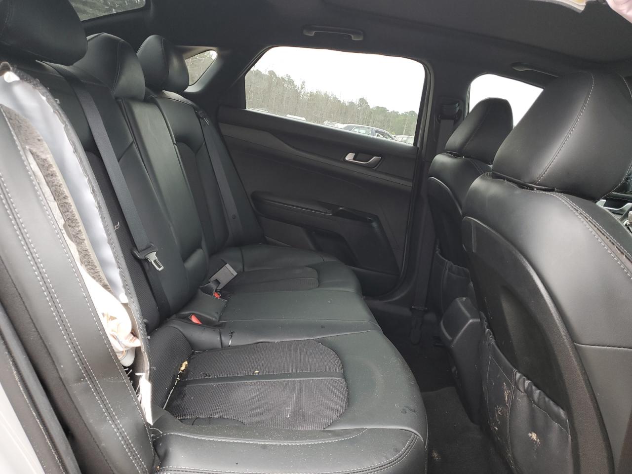 2024 Kia K5 - Image 10