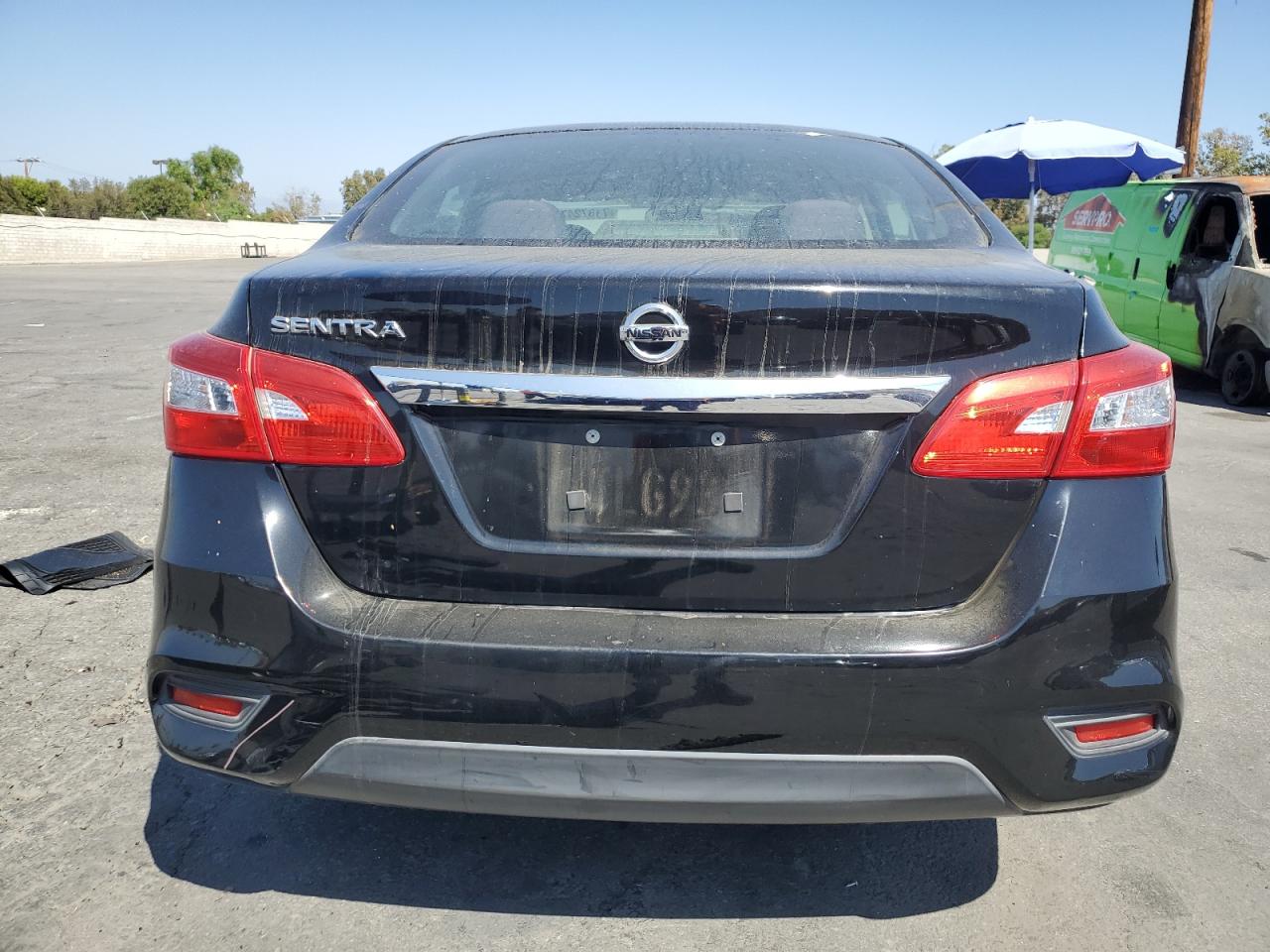 2016 Nissan Sentra S VIN: 3N1AB7AP8GY211162 Lot: 71872474