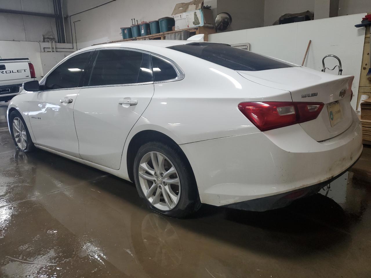 1G1ZE5STXGF286520 2016 CHEVROLET MALIBU - Image 2