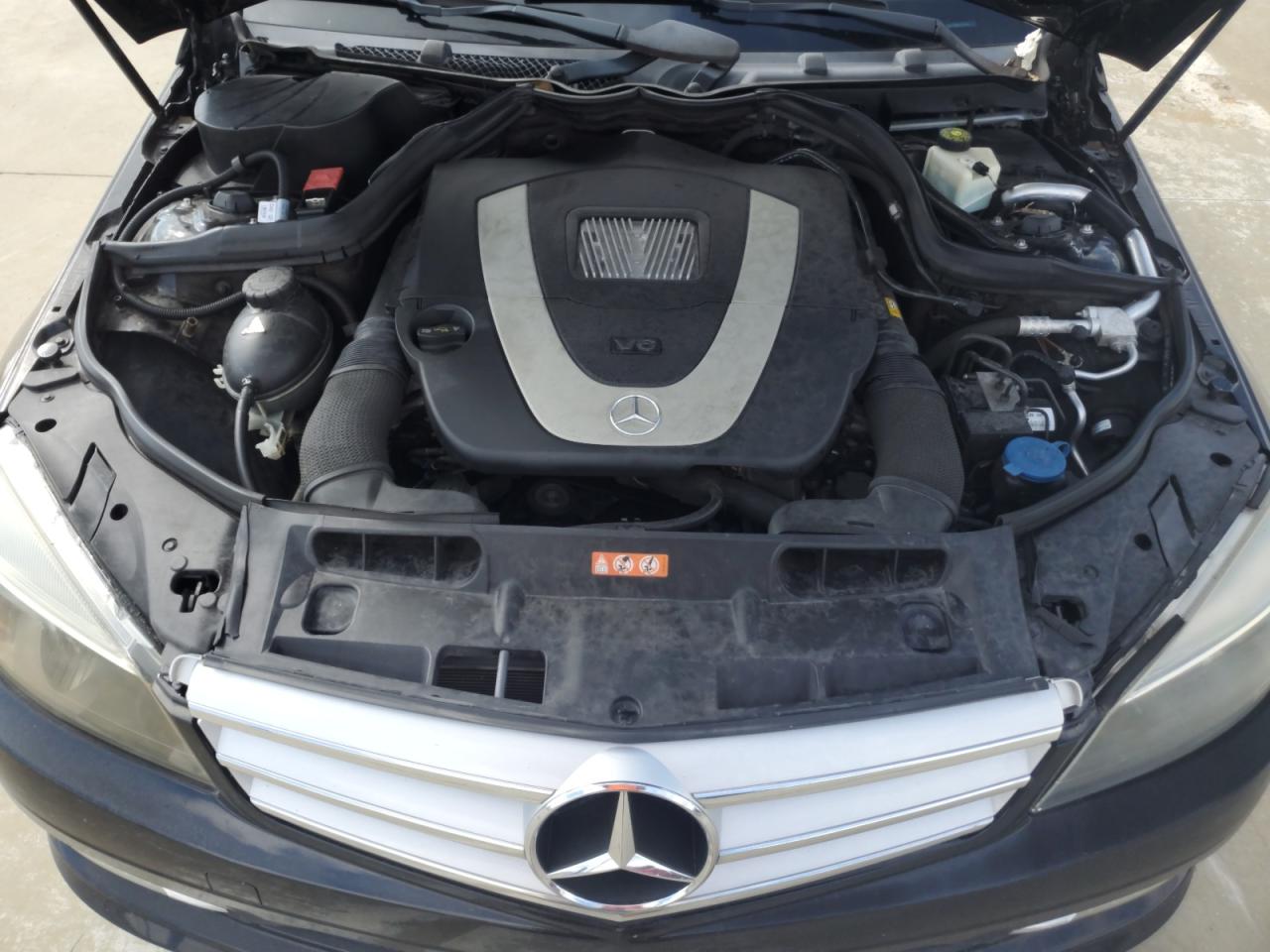 WDDGF5EB6BF653300 2011 Mercedes-Benz C 300