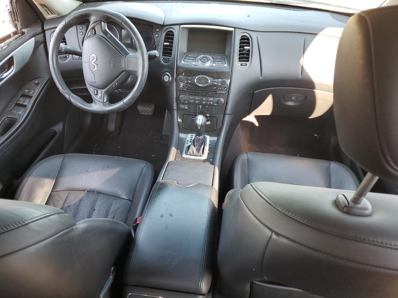2015 Infiniti QX50 - Image 8